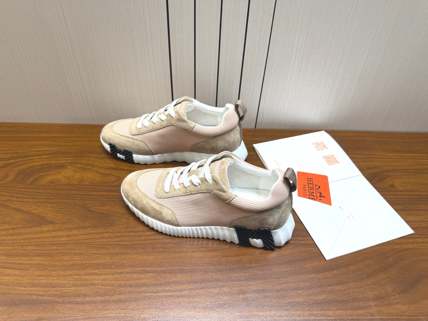 Designer Sneakers Shoes – Sneakers Shoes, Lifestyle Running Shoes, Latest Sneaker