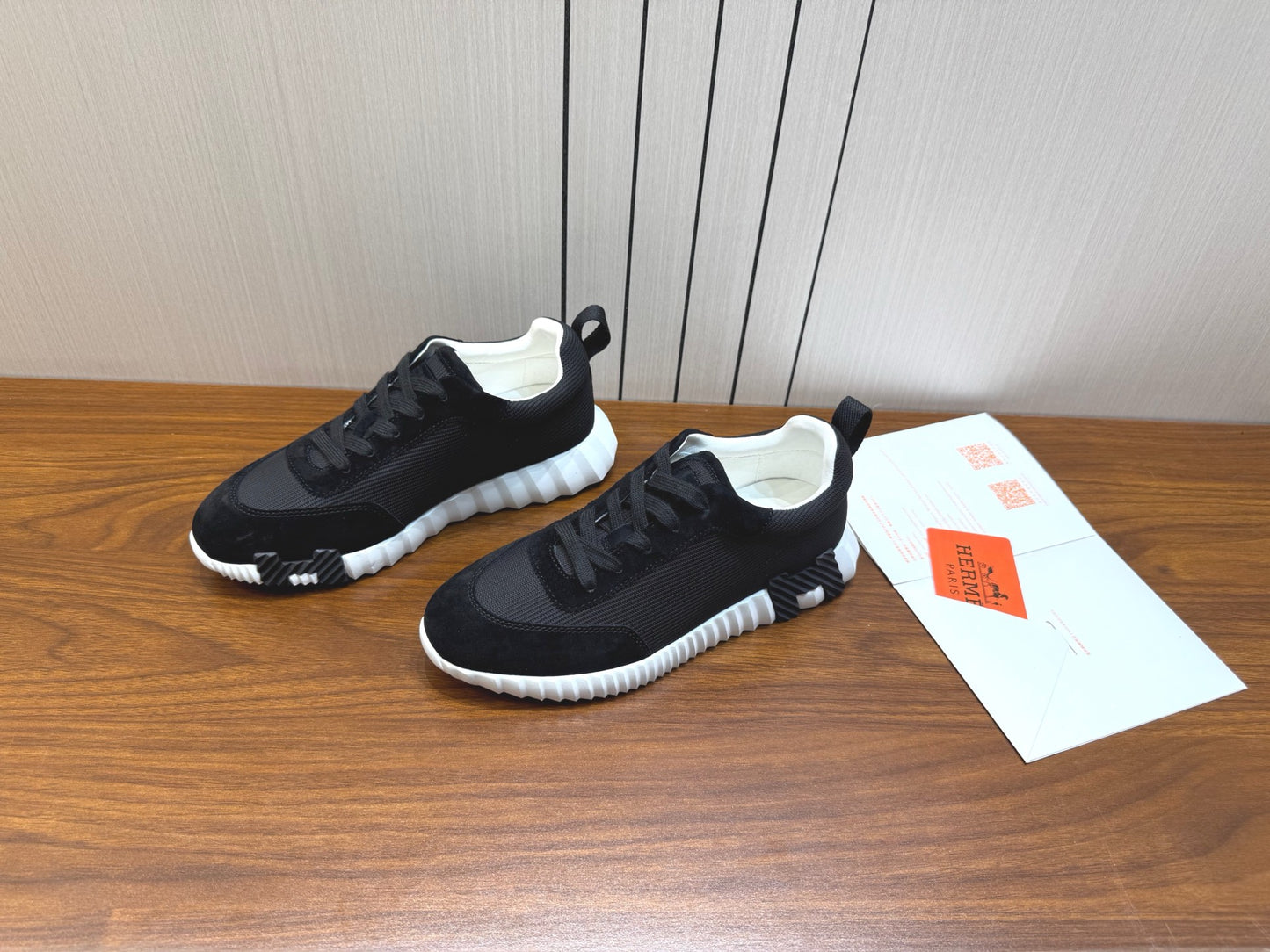 Designer Sneakers Shoes – Sneakers Shoes, Lifestyle Running Shoes, Latest Sneaker