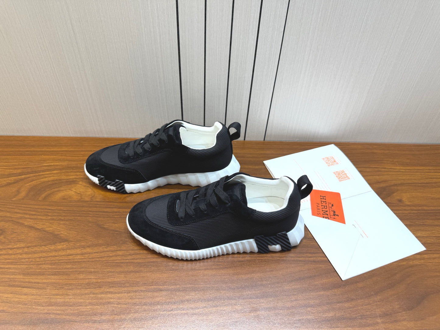 Designer Sneakers Shoes – Sneakers Shoes, Lifestyle Running Shoes, Latest Sneaker