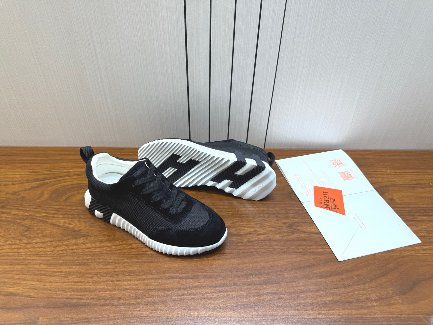 Designer Sneakers Shoes – Sneakers Shoes, Lifestyle Running Shoes, Latest Sneaker