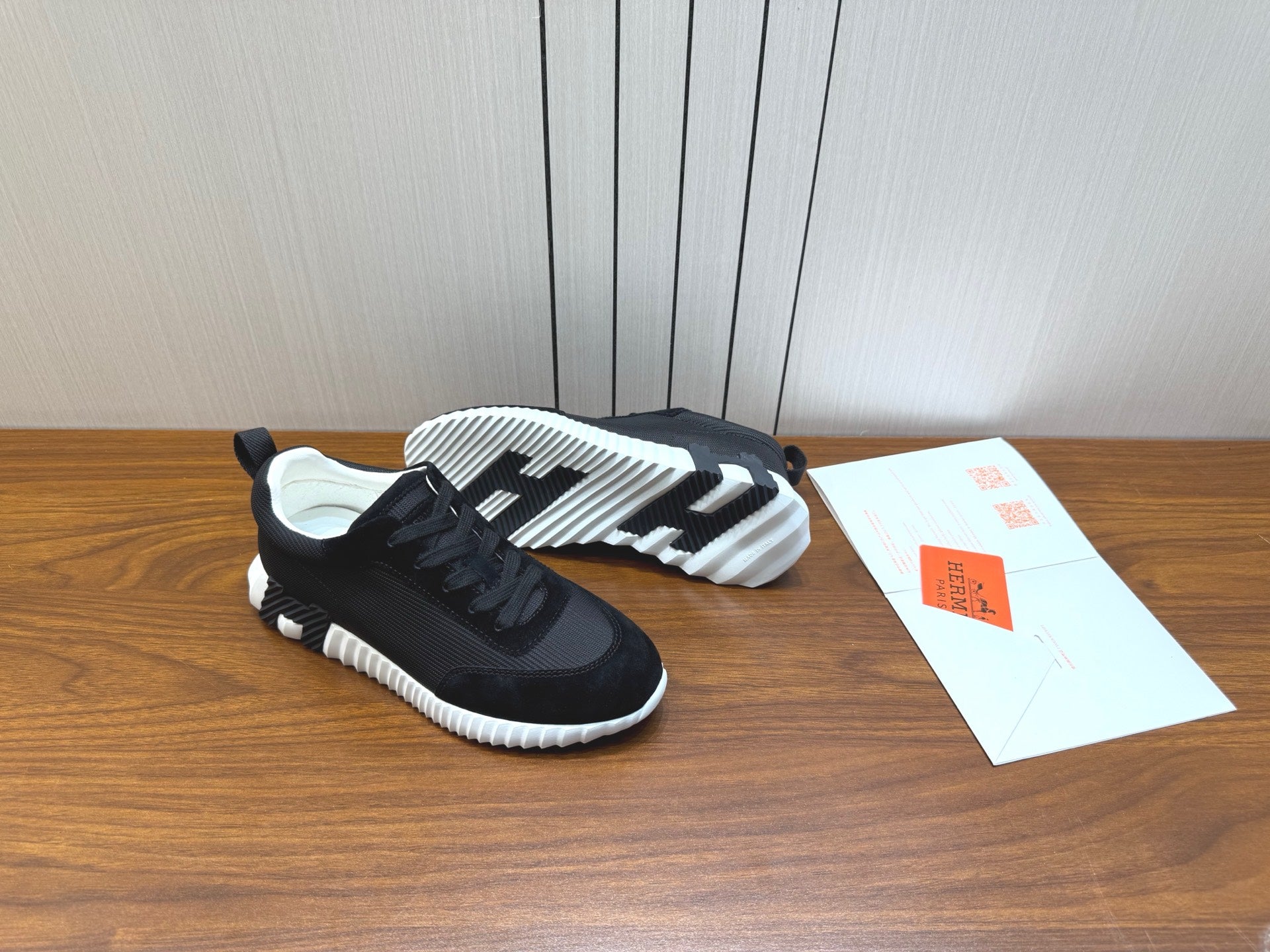 Hermes Sneakers for Men and Women – Premium Leather Designer Shoes