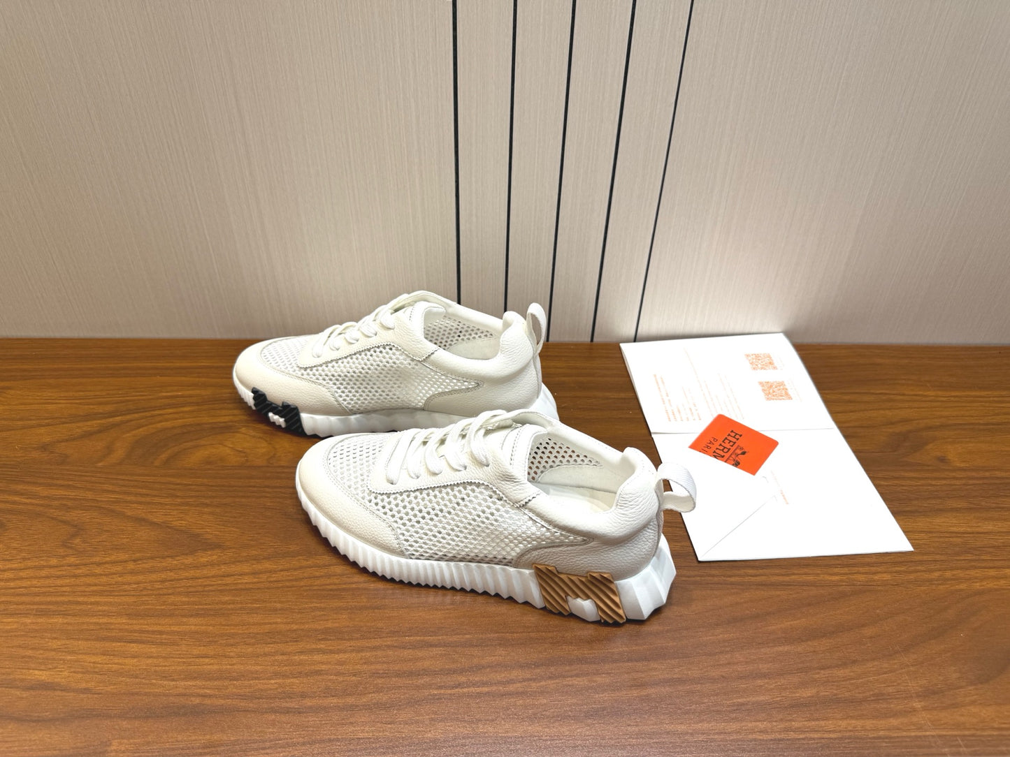 Designer Sneakers Shoes – Sneakers Shoes, Lifestyle Running Shoes, Latest Sneaker