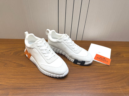 Designer Sneakers Shoes – Sneakers Shoes, Lifestyle Running Shoes, Latest Sneakers