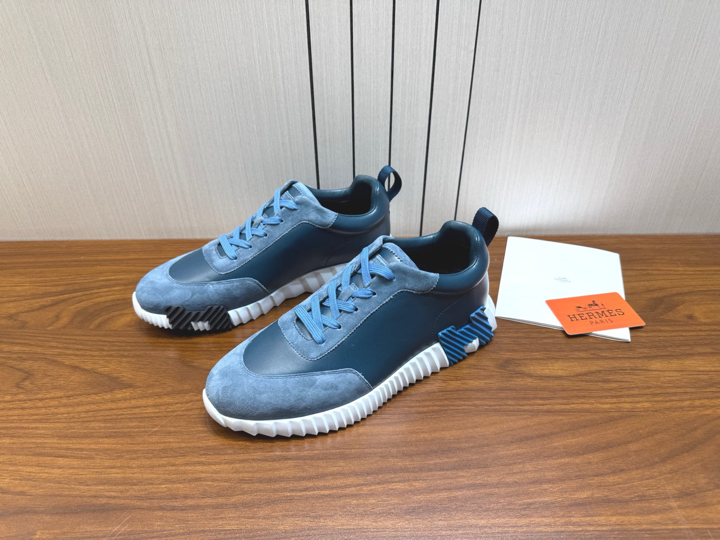 Designer Sneakers Shoes – Sneakers Shoes, Lifestyle Running Shoes, Latest Sneakers