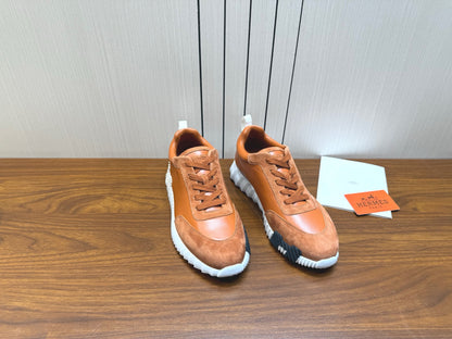 Designer Sneakers Shoes – Sneakers Shoes, Lifestyle Running Shoes, Latest Sneakers