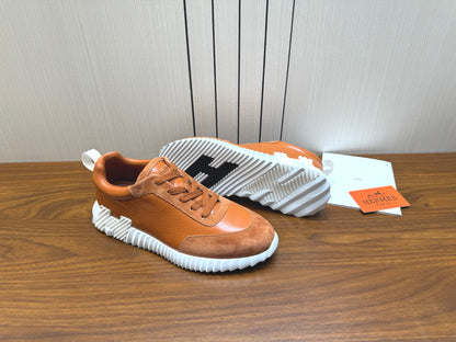 Designer Sneakers Shoes – Sneakers Shoes, Lifestyle Running Shoes, Latest Sneakers