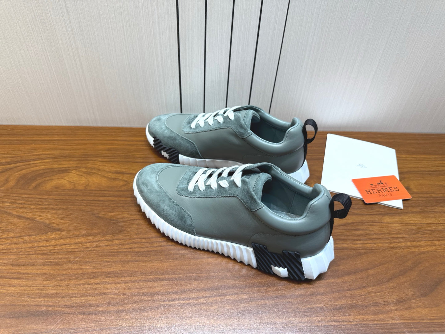 Designer Sneakers Shoes – Sneakers Shoes, Lifestyle Running Shoes, Latest Sneakers