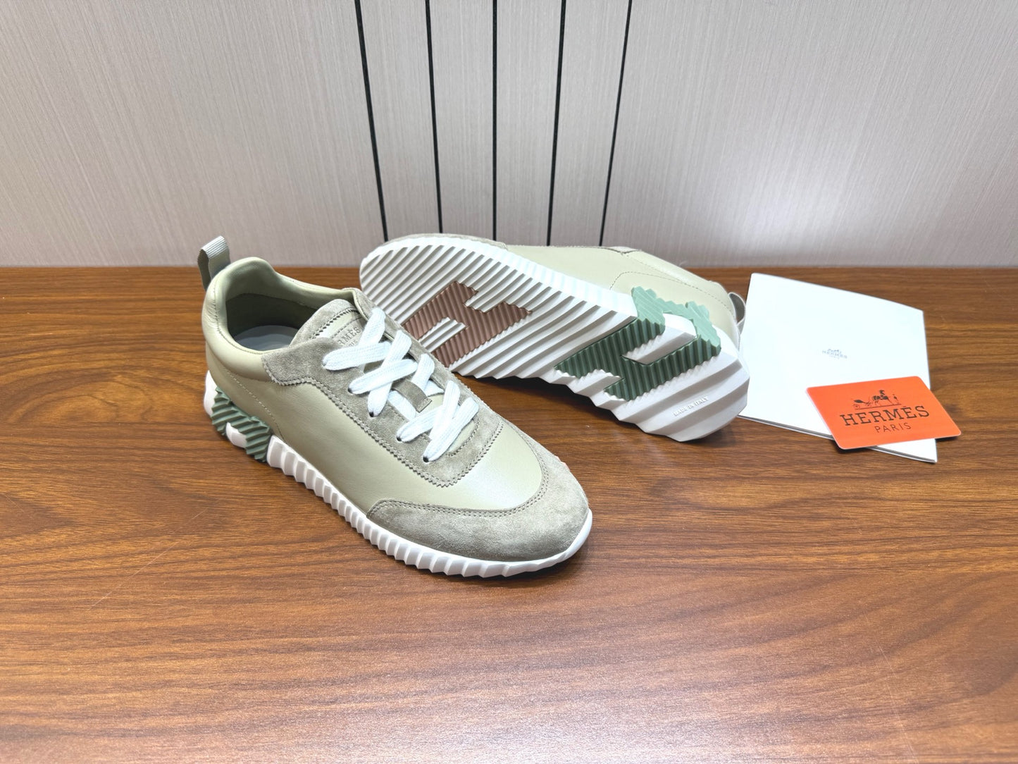 Designer Sneakers Shoes – Sneakers Shoes, Lifestyle Running Shoes, Latest Sneakers