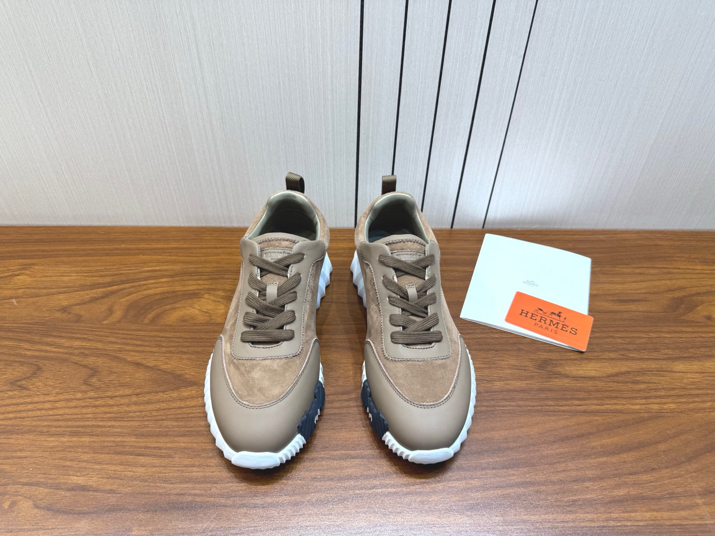 Designer Sneakers Shoes – Sneakers Shoes, Lifestyle Running Shoes, Latest Sneaker