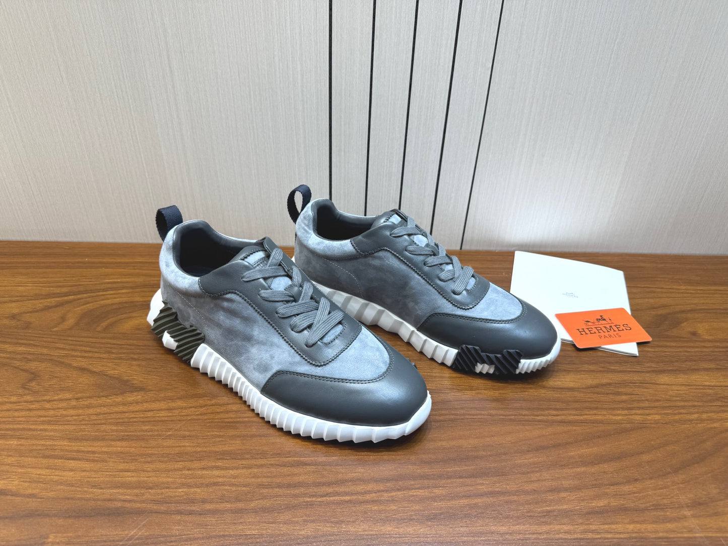 Designer Sneakers Shoes – Sneakers Shoes, Lifestyle Running Shoes, Latest Sneaker