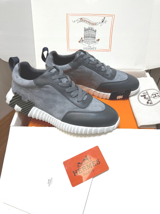 Designer Sneakers Shoes – Sneakers Shoes, Lifestyle Running Shoes, Latest Sneaker