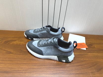 Designer Sneakers Shoes – Sneakers Shoes, Lifestyle Running Shoes, Latest Sneaker
