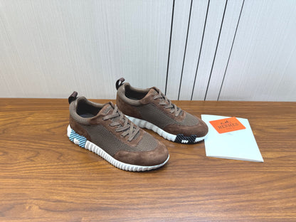 Designer Sneakers Shoes – Sneakers Shoes, Lifestyle Running Shoes, Latest Sneaker