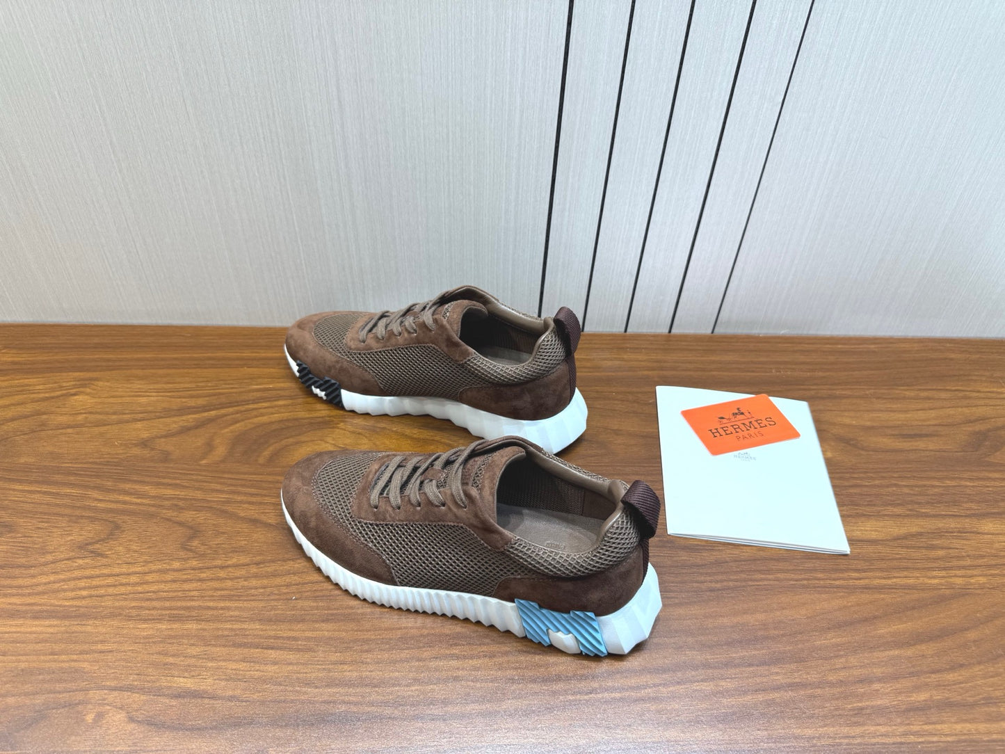 Designer Sneakers Shoes – Sneakers Shoes, Lifestyle Running Shoes, Latest Sneaker
