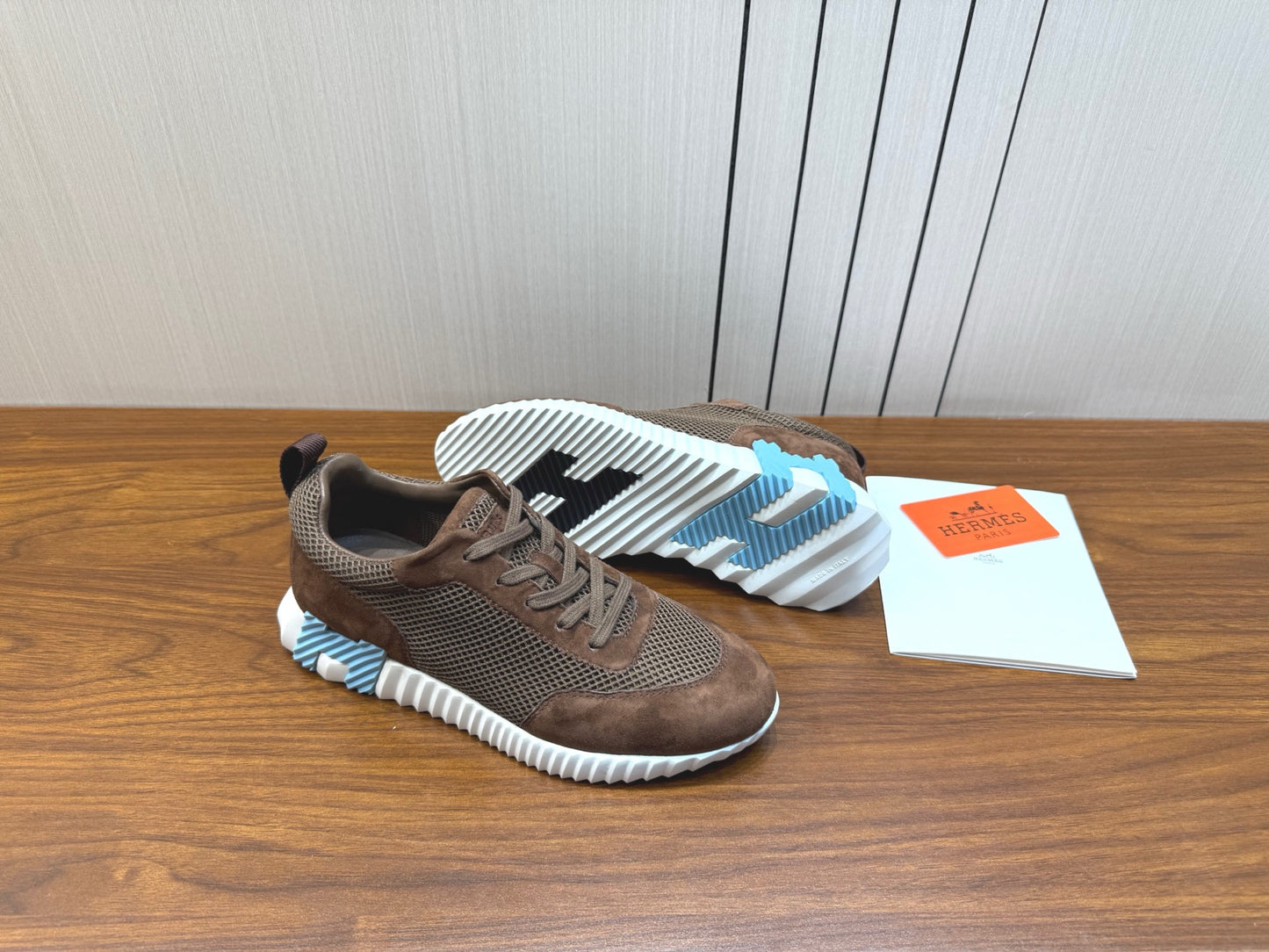 Designer Sneakers Shoes – Sneakers Shoes, Lifestyle Running Shoes, Latest Sneaker