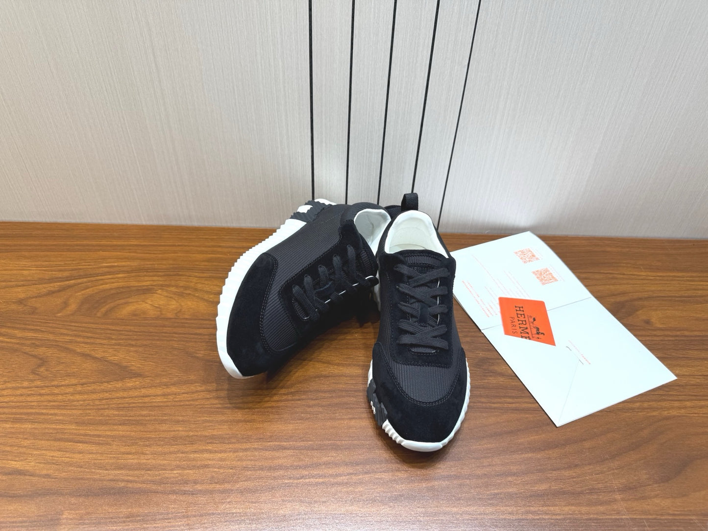 Designer Sneakers Shoes – Sneakers Shoes, Lifestyle Running Shoes, Latest Sneaker