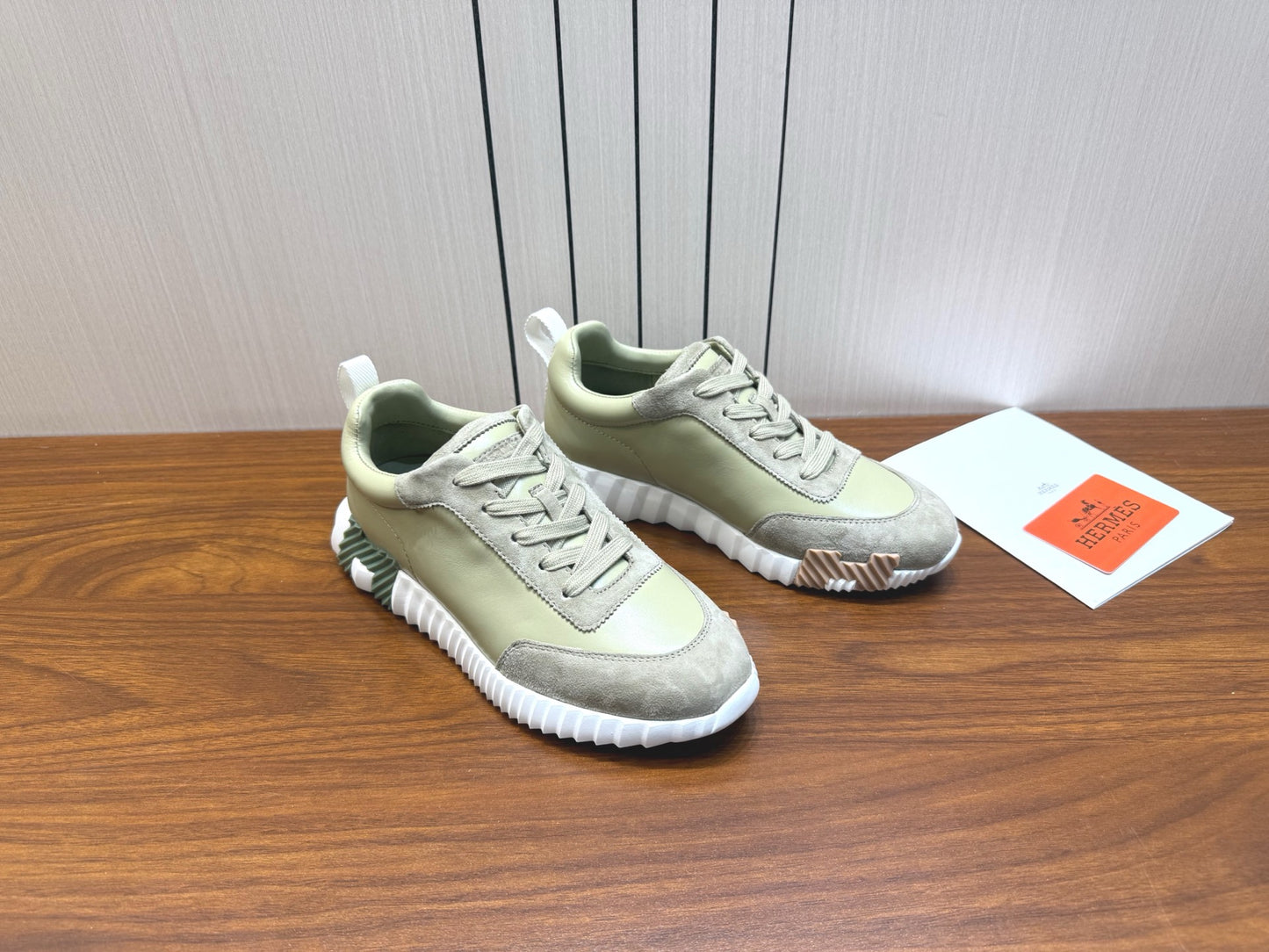 Designer Sneakers Shoes – Sneakers Shoes, Lifestyle Running Shoes, Latest Sneaker