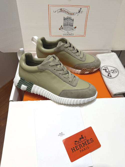 Designer Sneakers Shoes – Sneakers Shoes, Lifestyle Running Shoes, Latest Sneaker